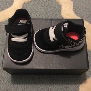 Baby shoes